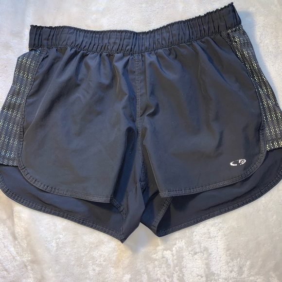 Target running shorts - Picture 2 of 4